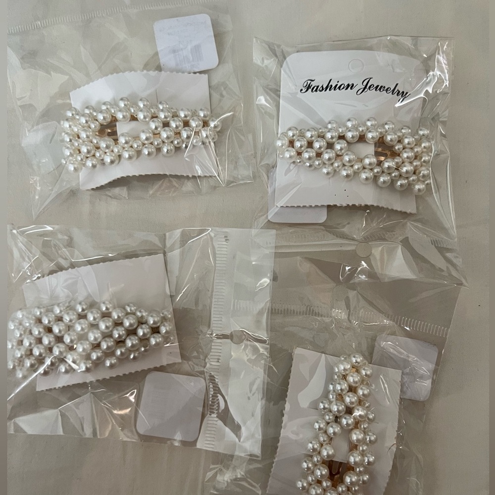 NEW 4pc hair accessory